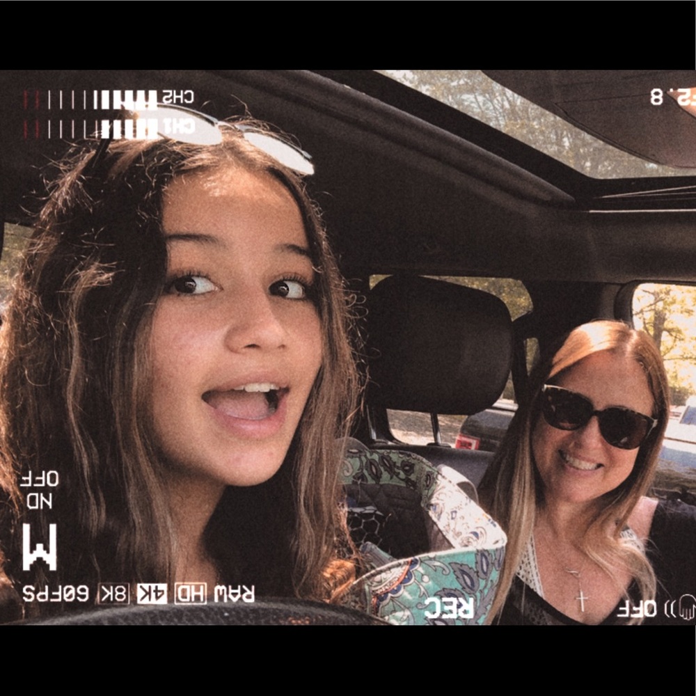 Meet your Posher, Alessandra